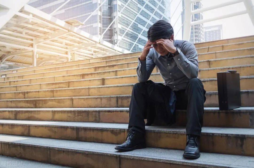 货币超发与通缩现象解读_通胀与通缩周期分析_超发货币是货币政策吗