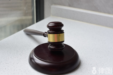 在美容院签了合同不想做了可以退吗