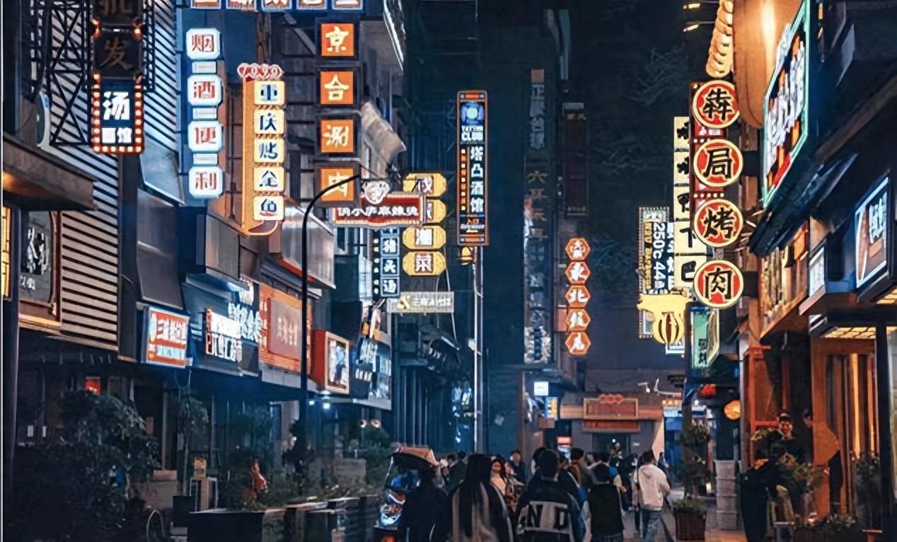 开店前必知：门店火爆≠盈利，算清这三笔账再加盟