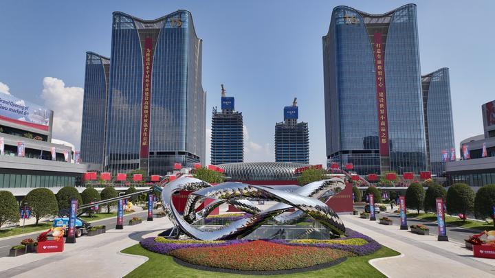 义乌小商品批发市场形象建设的成功案例_义乌市场采购贸易方式_义乌发展经验